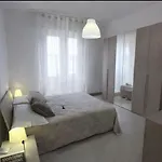 Il Mare A Due Passi Apartman *