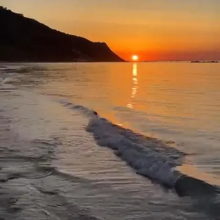 Il Mare A Due Passi Апартаменты Пезаро